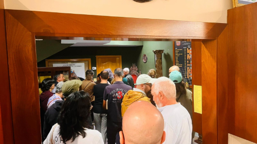 Las fotos de Gran Logia de España Madrid muestran la gran afluencia durante el Open House Madrid, donde más de 600 personas visitaron la sede.